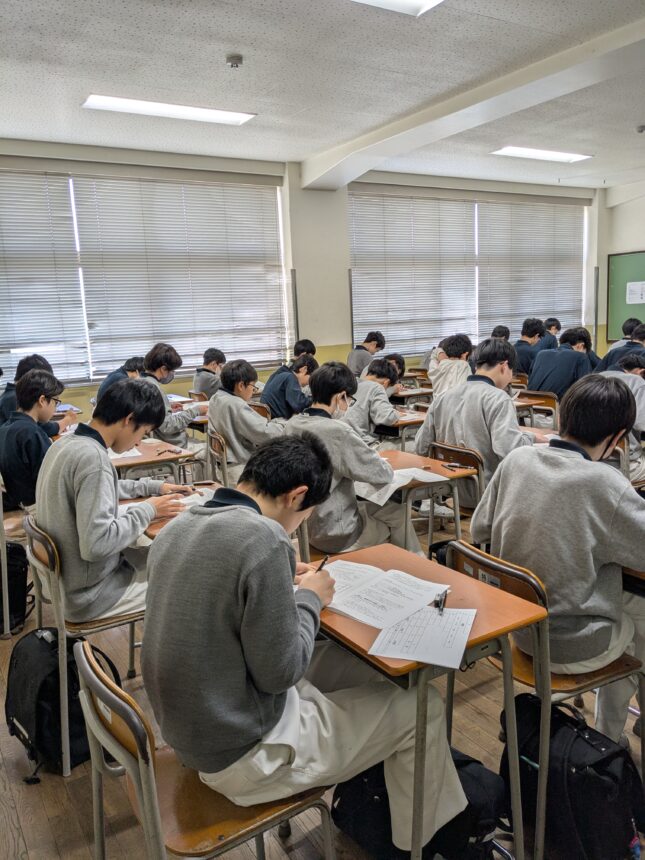 人知れず咲く花に春は必ず訪れる