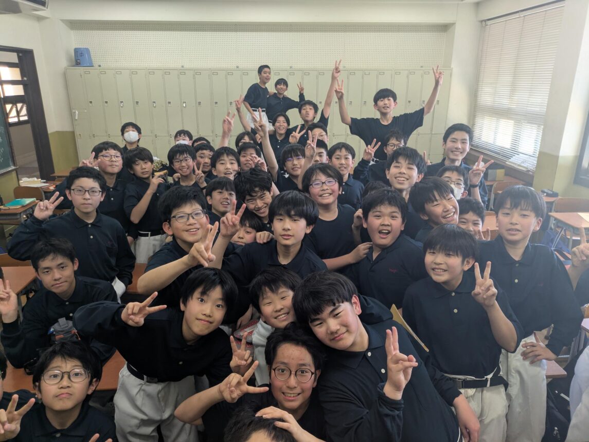 中１お昼休憩の様子